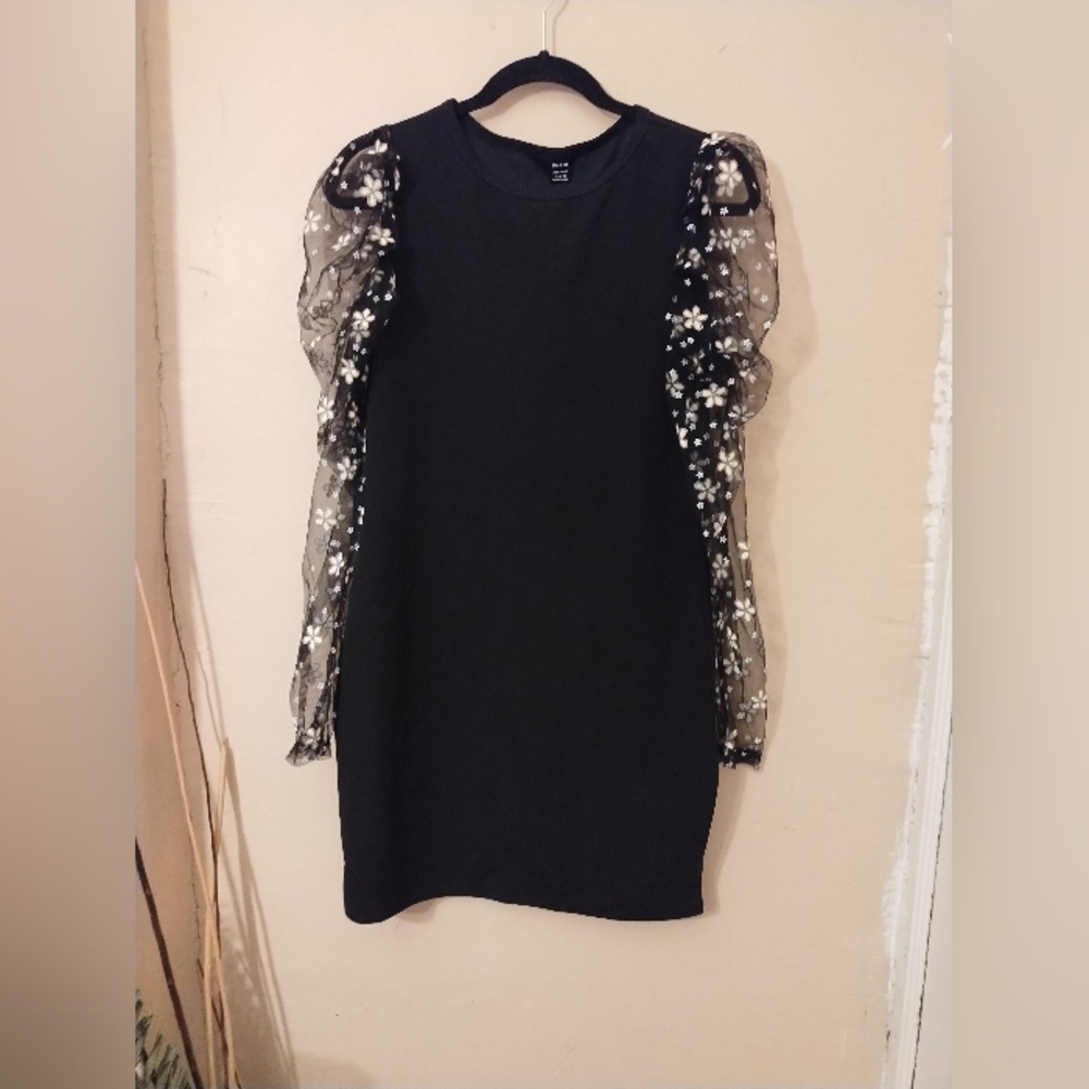 Shein Women's Elegant Black Dress with Sheer Floral Bubble Sleeves Size 12 - Picture 2 of 10